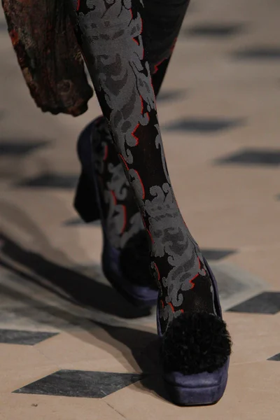 Look 7